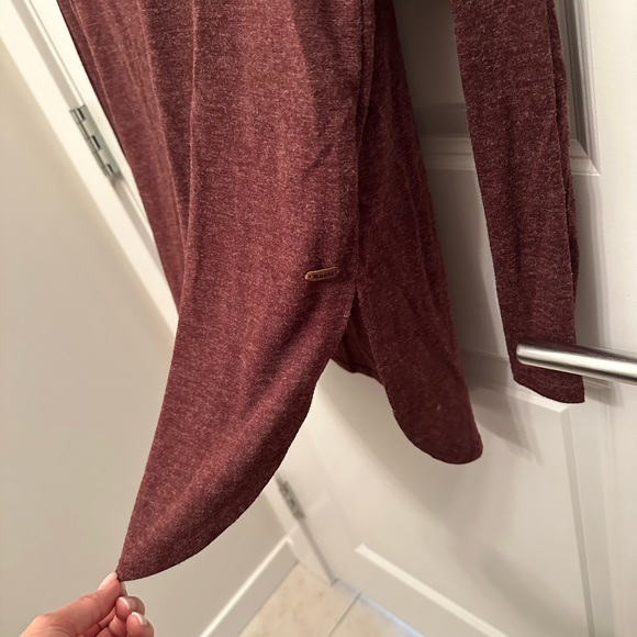 🫚Roots Burgundy Long-sleeve Size XS - Picture 2 of 3